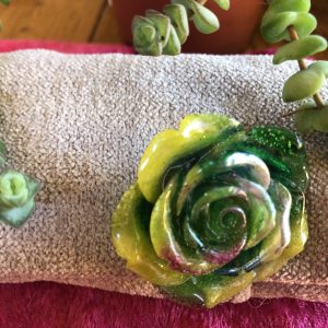 Pin's Fleur Camélia