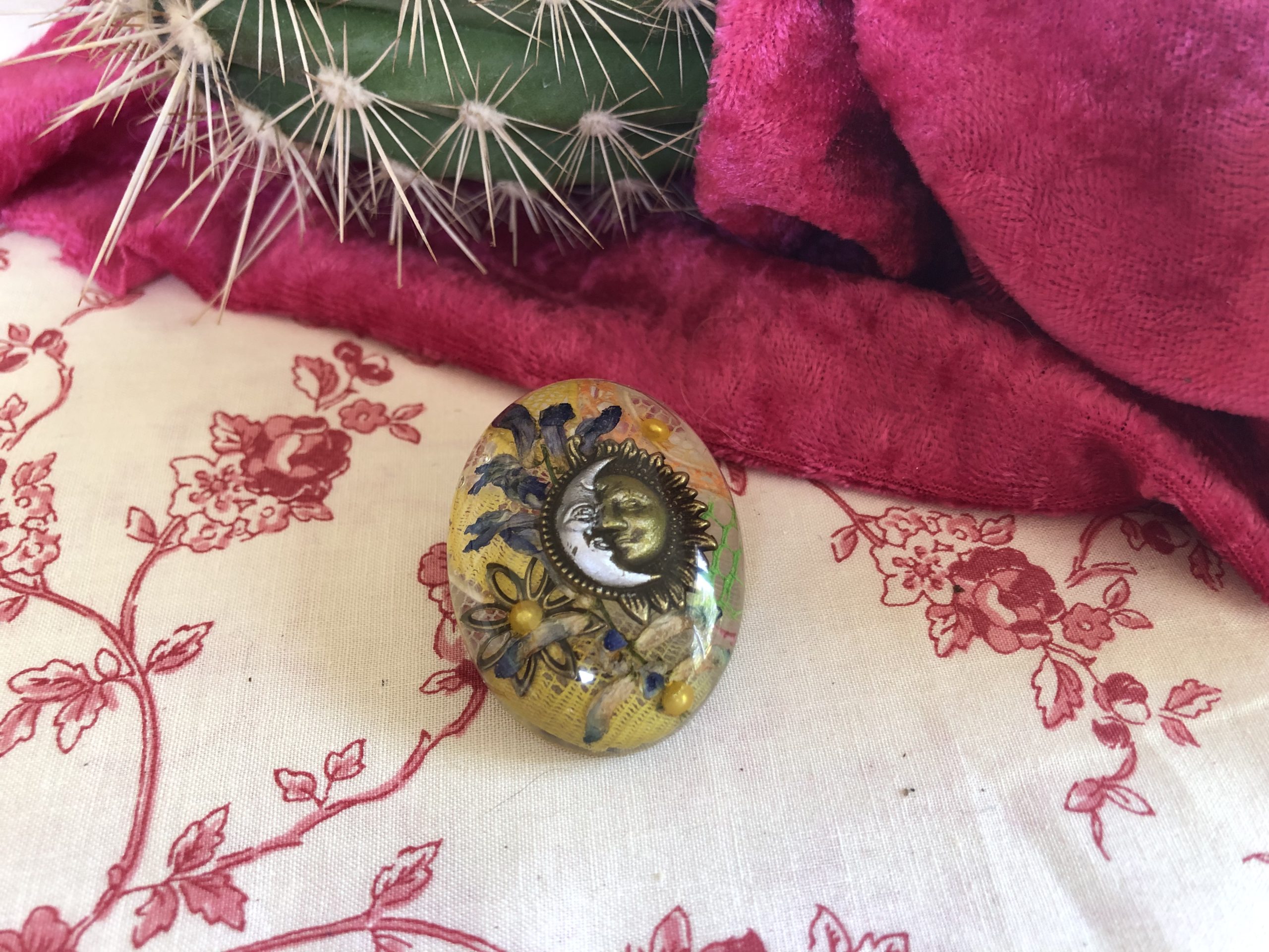 Pin's Ovale – Image 3