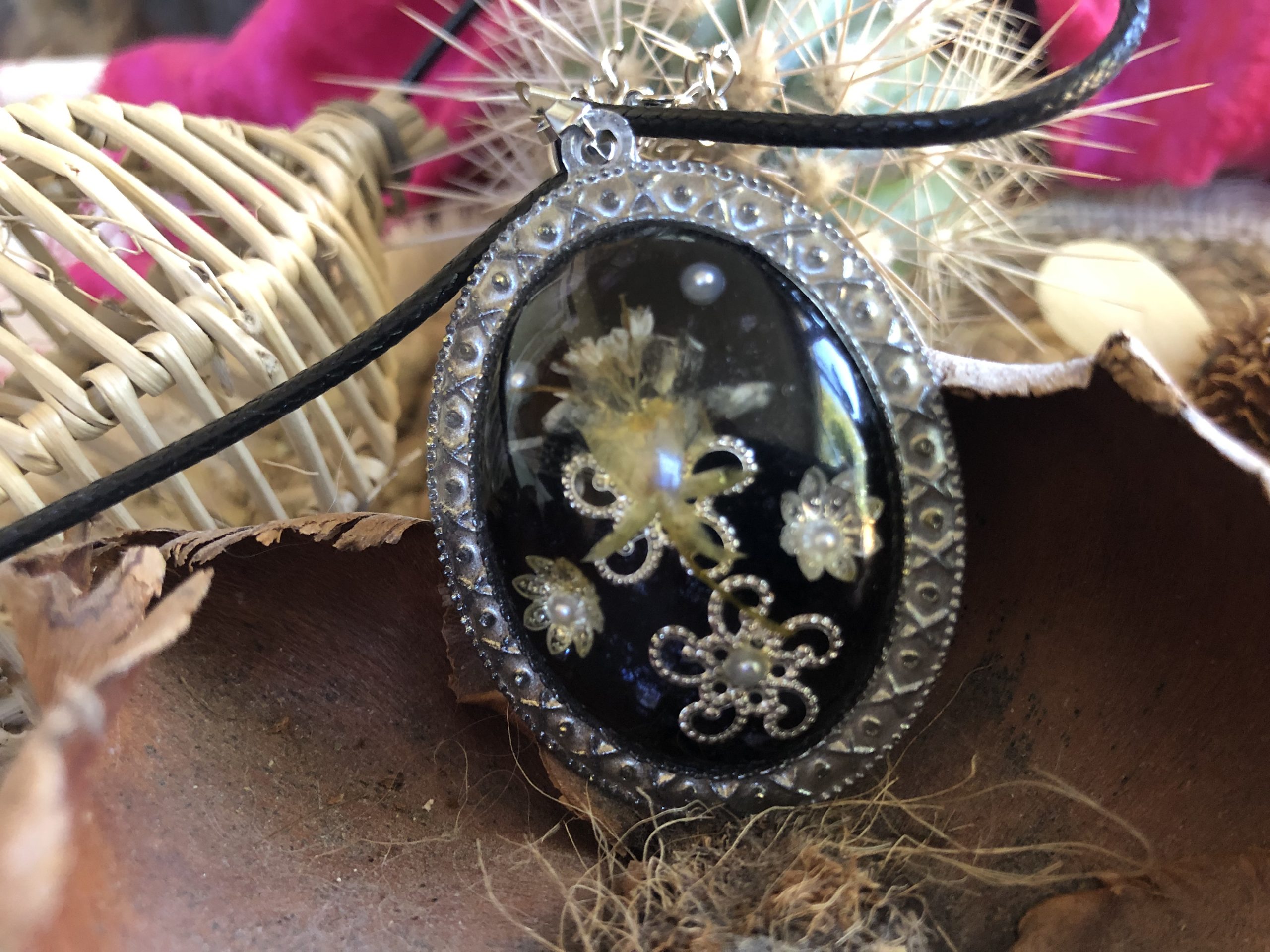 Collier Médaillon – Image 2