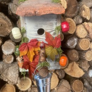 Les Nichoirs ( Honneur aux Vignerons )
